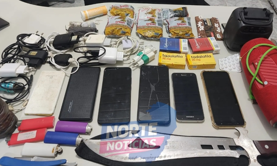 Polícia Penal apreende drogas, celulares e faca em ônibus de presídio de São Mateus