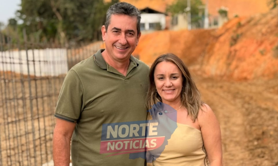 Emanuela Pedroso e prefeito Jailson Quiuqui acompanham obra de R$ 51 milhões em Águia Branca